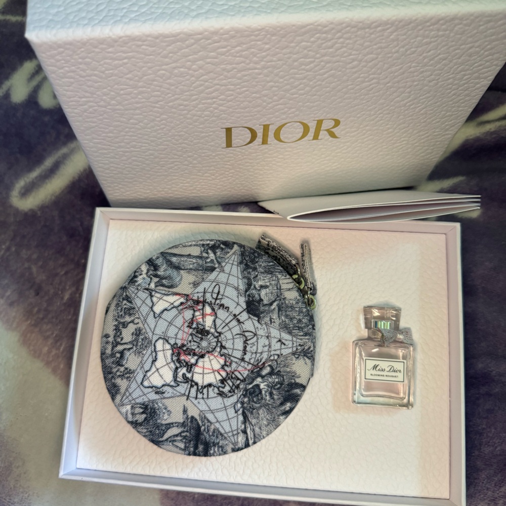 Dior jewelry case & perfume gift set